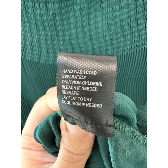 ALEX MARIE | Emerald Green Silky Pleated Smocked Neck Dressy Lace Blouse | Large - Picture 7 of 7